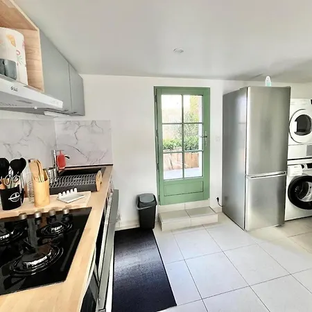 Hébergement de vacances ô Volets Verts, House 70 M 2, Sleeps 6 Pouzauges
