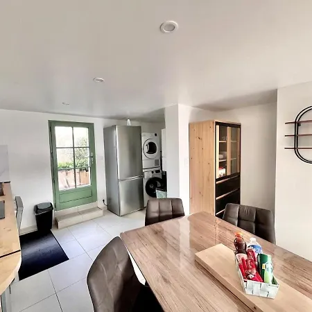 Hébergement de vacances ô Volets Verts, House 70 M 2, Sleeps 6 Pouzauges